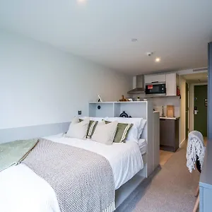 The Value Option For The Centre - Non Students Welcome Apartahotel