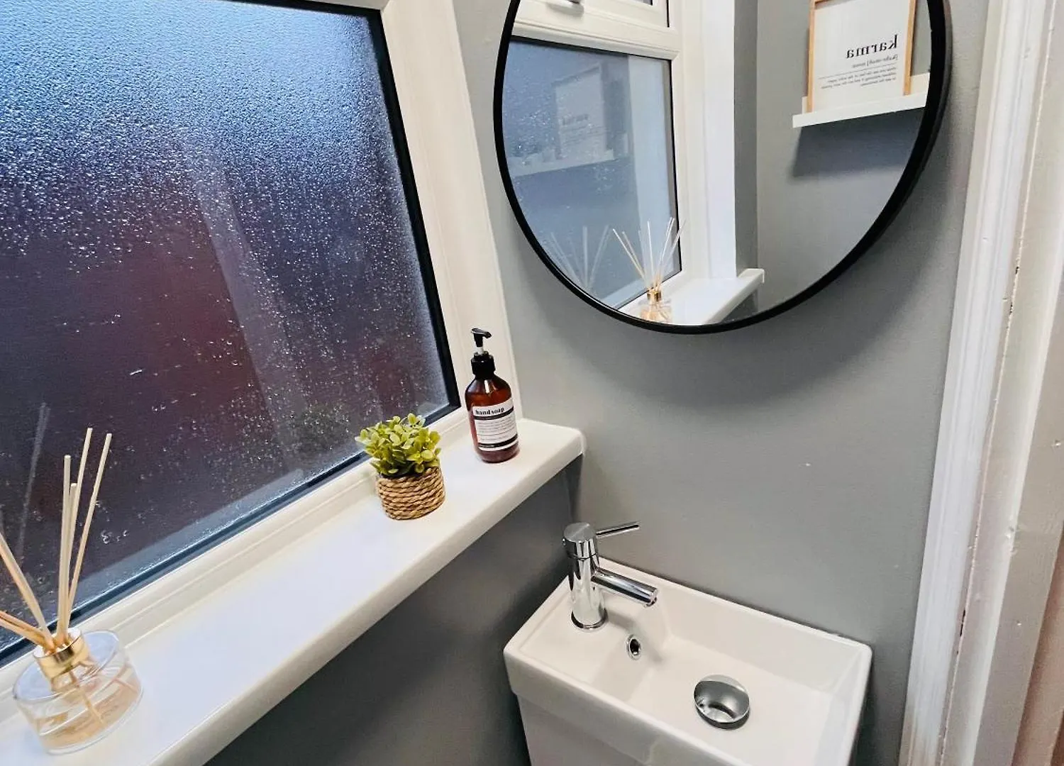 Kings Bridge Townhouse Apartment Belfast Homestay